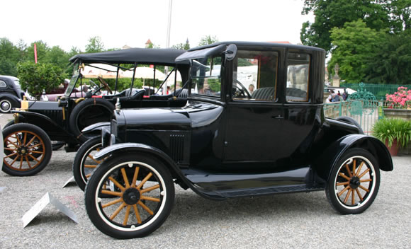 1939 Chevy Master Deluxe Front