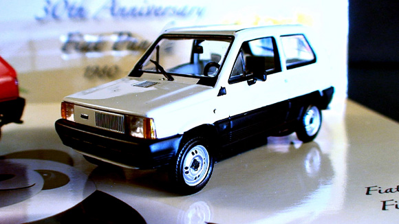 Oldtimer Fiat Panda Minichamps