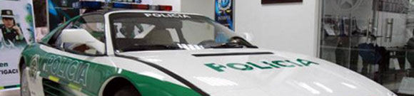 Oldtimer, Kolumbien, Polizei, Ferrari