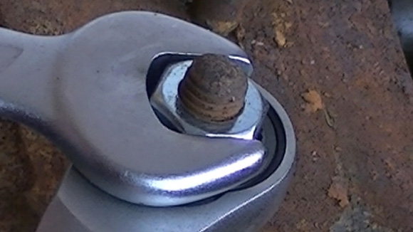 Oldtimer Stehbolzen Ausdrehen